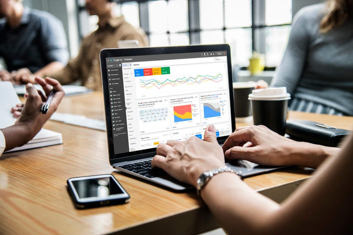 Inbound Marketing vs. Outbound Marketing MarkeThink Agencia de Google Ads en Barcelona